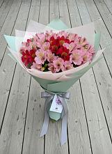 Букет цветов из:  Альстромерии #REPLACE_PRED# Елабуге