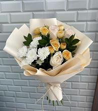 Букет цветов из:  Розы и Хризантемы в Елабуге