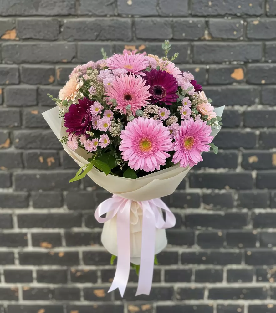 Букет цветов из: Герберы и Хризантемы в Елабуге