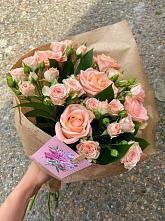 Букет цветов из:  Розы #REPLACE_PRED# Елабуге