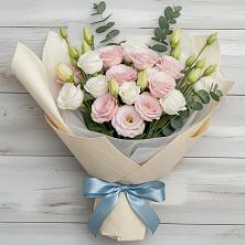 Букет цветов из:  Лизиантусы в Елабуге