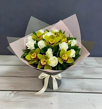 Букет цветов из:  Орхидеи и Розы в Елабуге