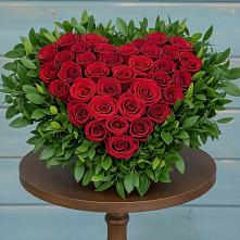 Цветочная композиция из Розы в виде сердца в Елабуге