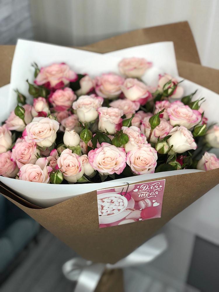 Букет цветов из: Розы в Елабуге