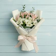 Букет цветов из:  Альстромерии в Елабуге