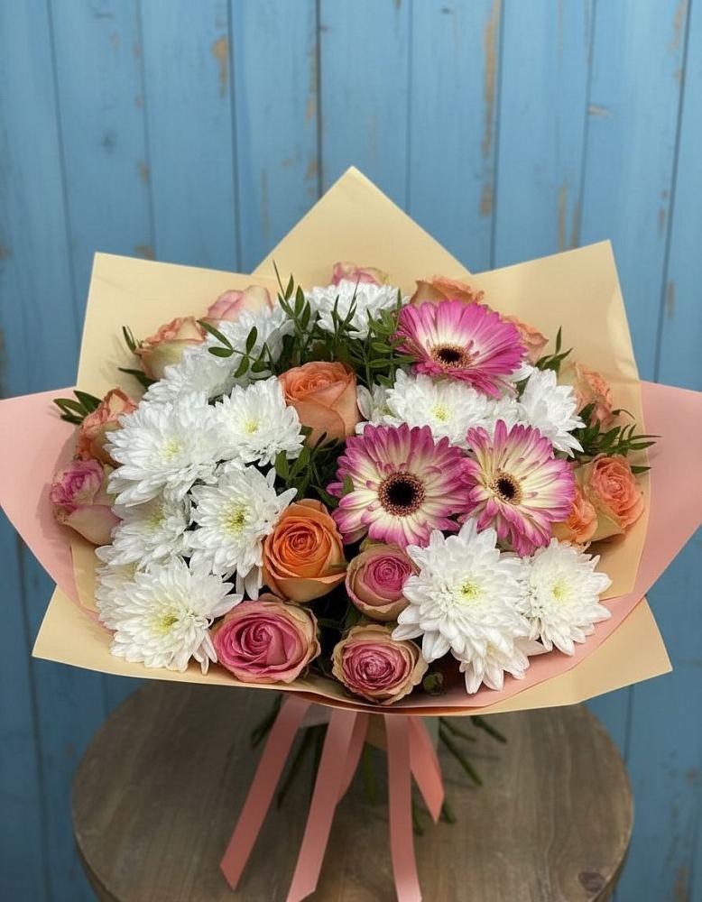 Букет цветов из: Розы, Герберы и Хризантемы в Елабуге