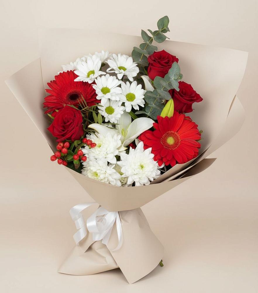 Букет цветов из: Розы, Хризантемы, Герберы и Лилии в Елабуге