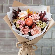 Букет цветов из:  Гвоздики, Хризантемы и Розы в Елабуге