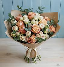 Букет цветов из:  Альстромерии и Розы в Елабуге